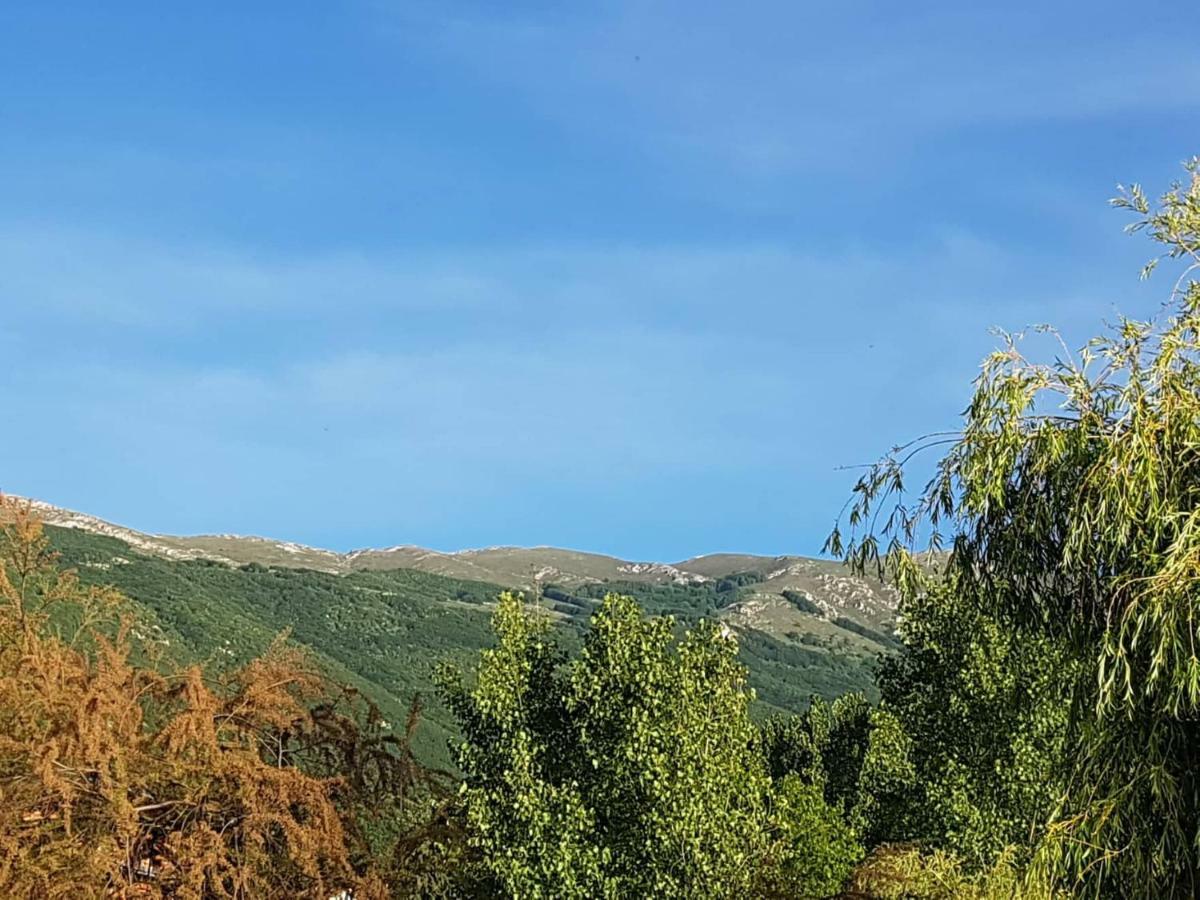 Et Larum Peštani エクステリア 写真
